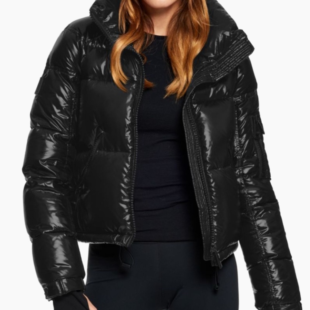 Black Puffer Jacket freestyle down puffer jacket by Sam. Like new
